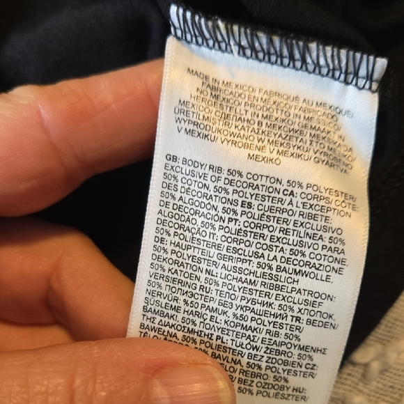 The North Face Womens Black Logo Tee - Picture 7 of 9